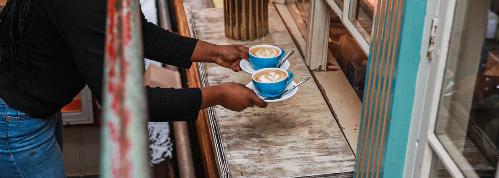 What Shoes Are Good for Working in a Restaurant?