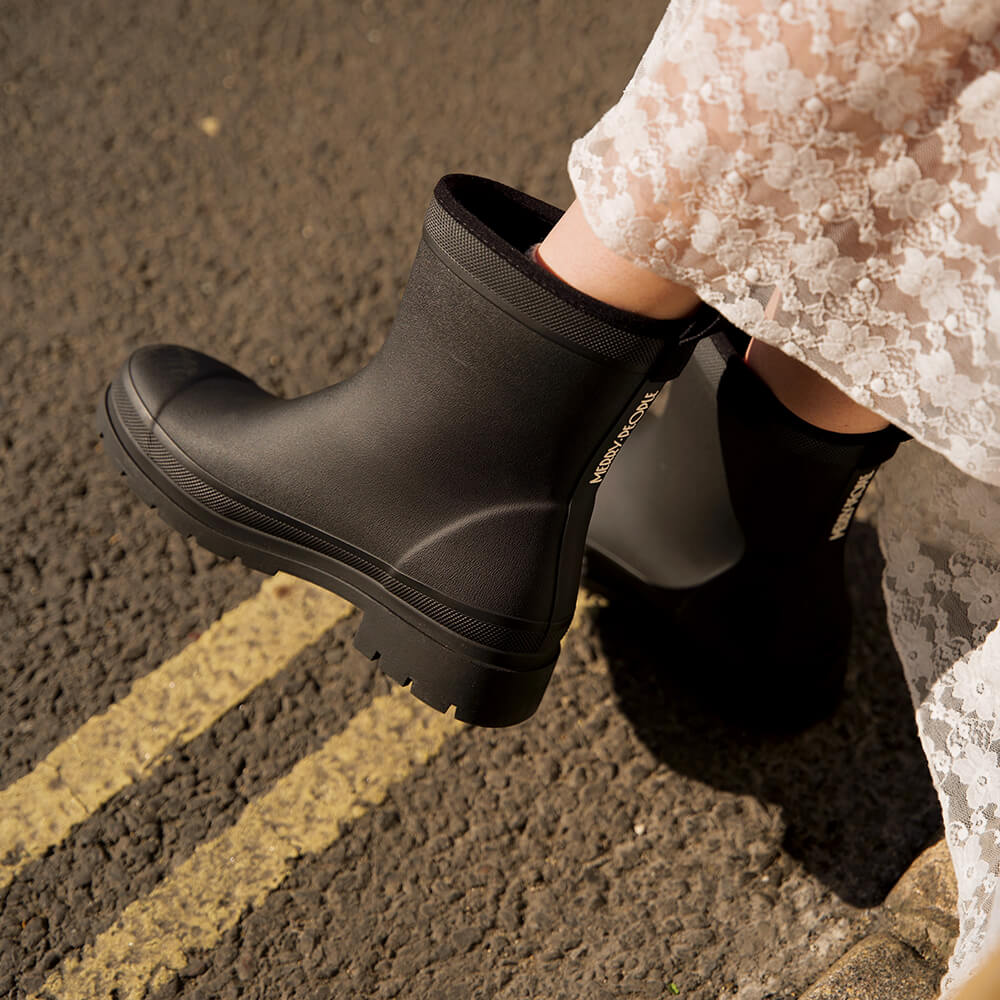Andie Boot // Black