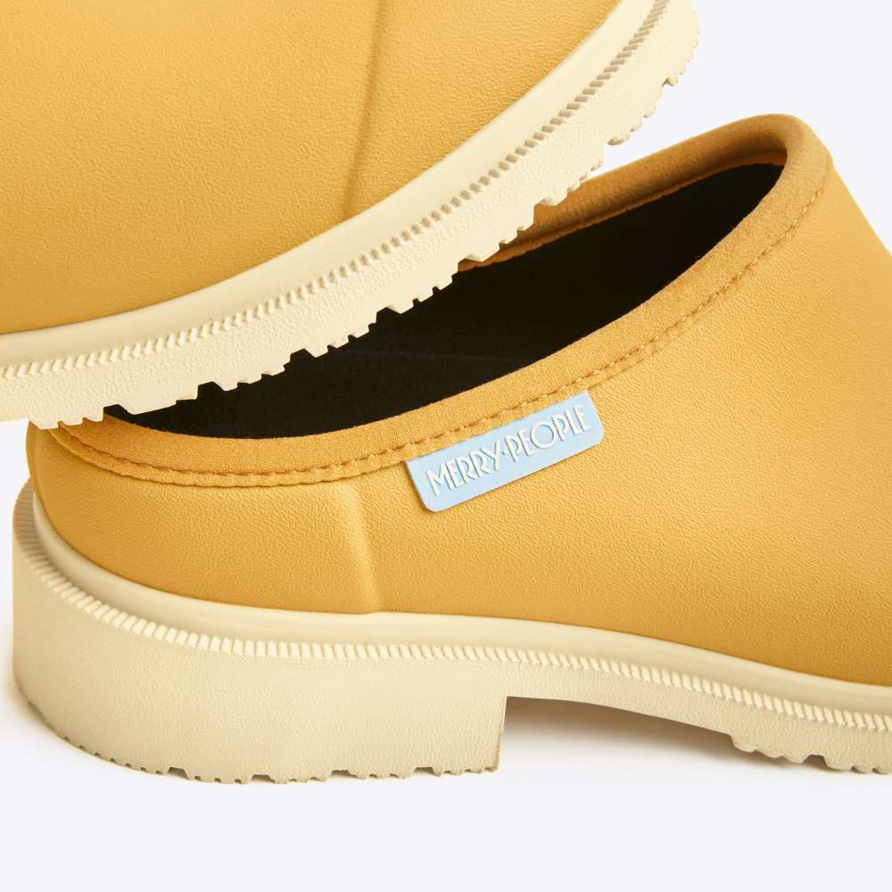 Billie Clog // Buttermilk