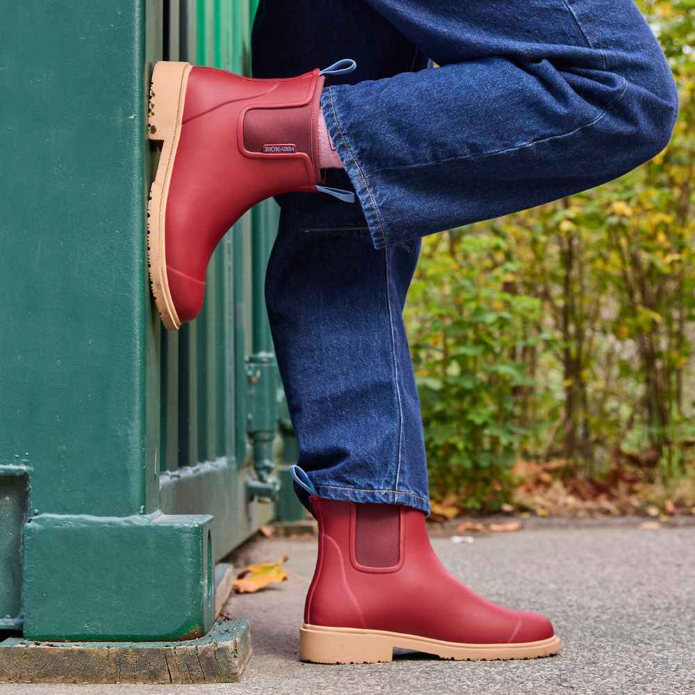 Bobbi Rain Boot // Brick Red