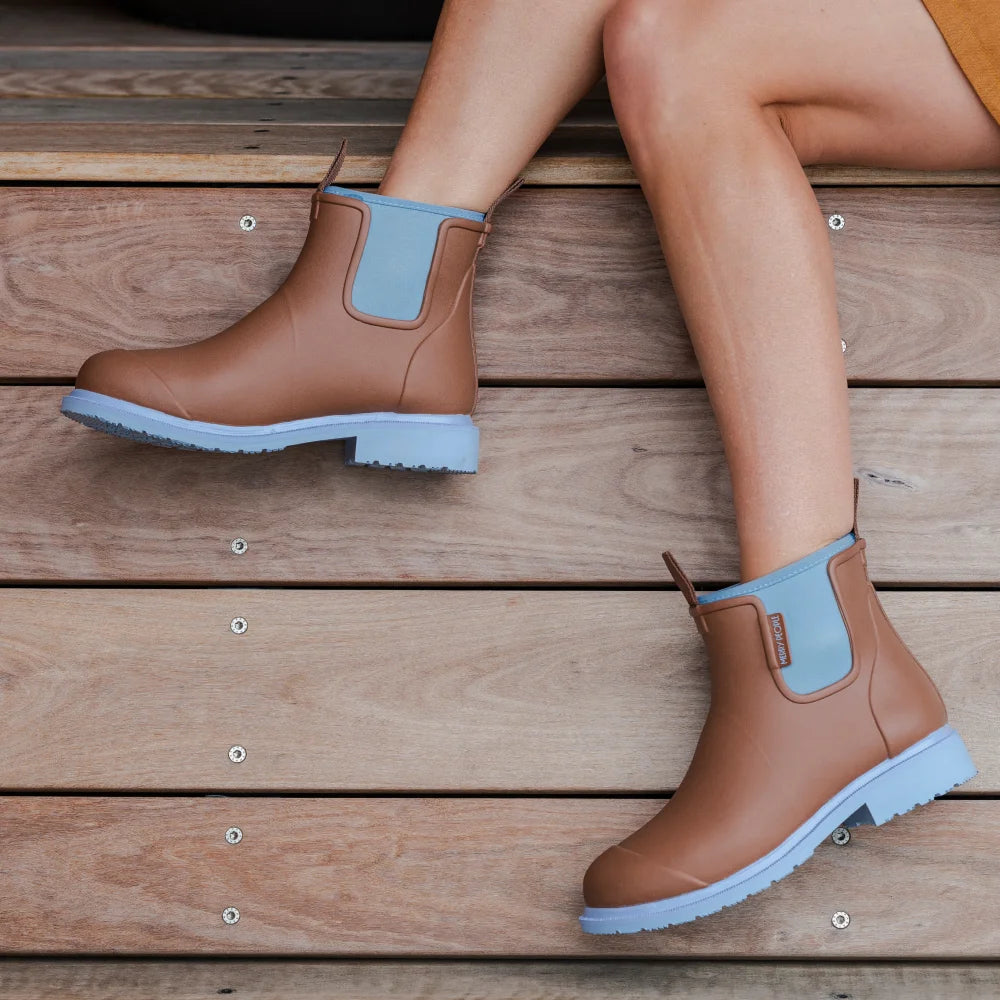 Bobbi Rain Boot // Chestnut & Ice Blue