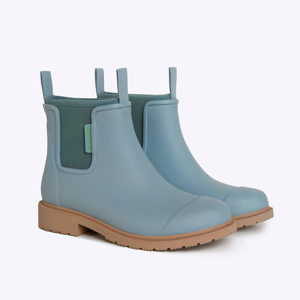 02_Bobbi_Website_Seafoam_Angle
