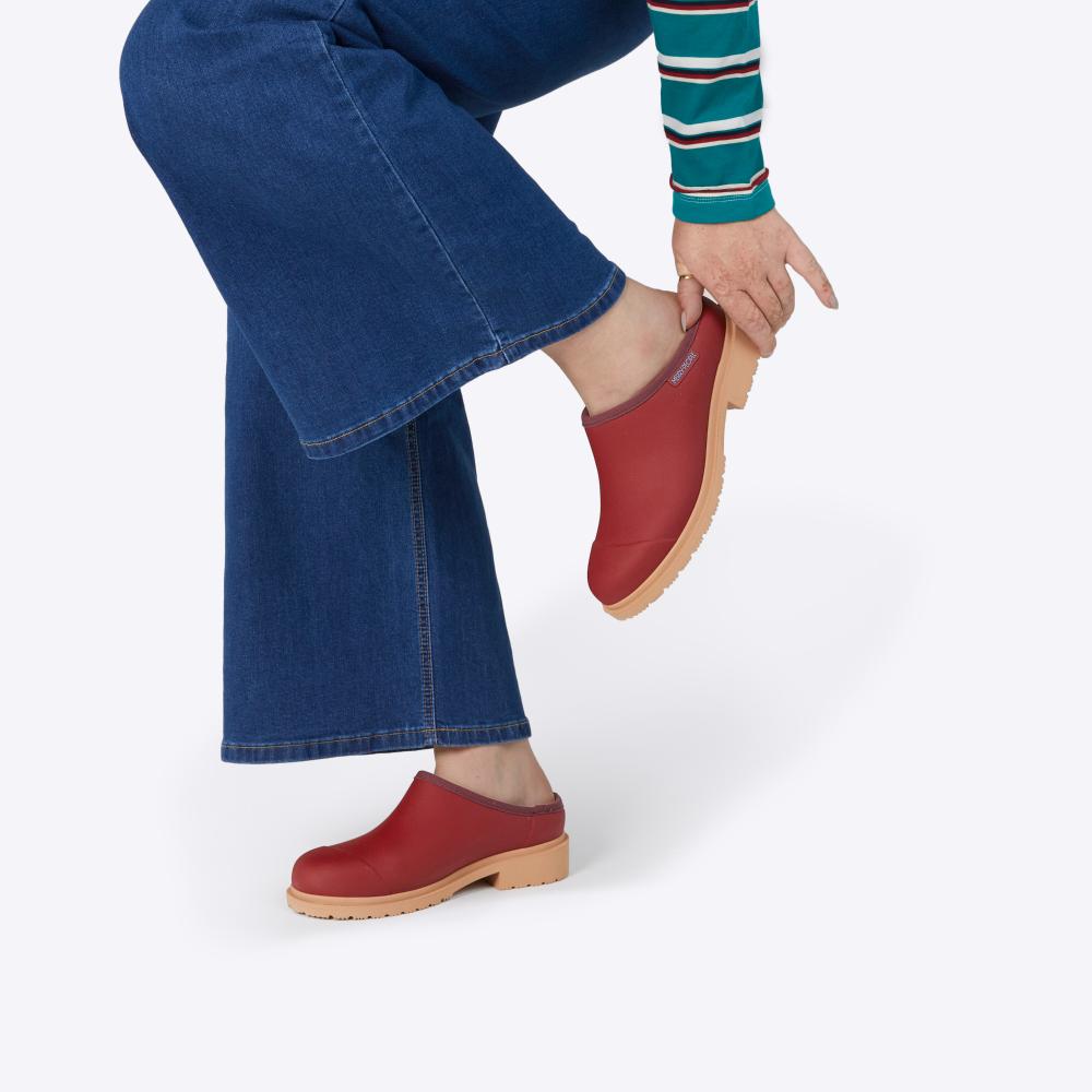Billie Clog // Brick Red