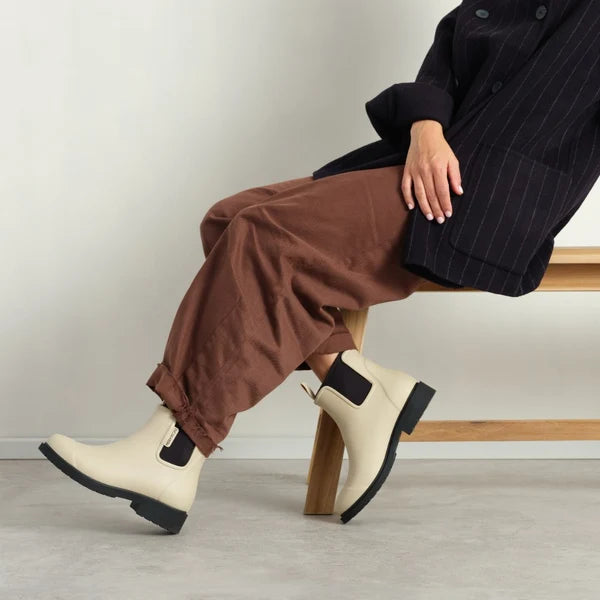 Bobbi Rain Boot // Sand