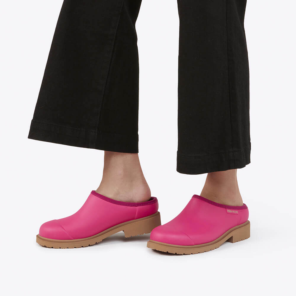 Billie Clog // Fuchsia Pink