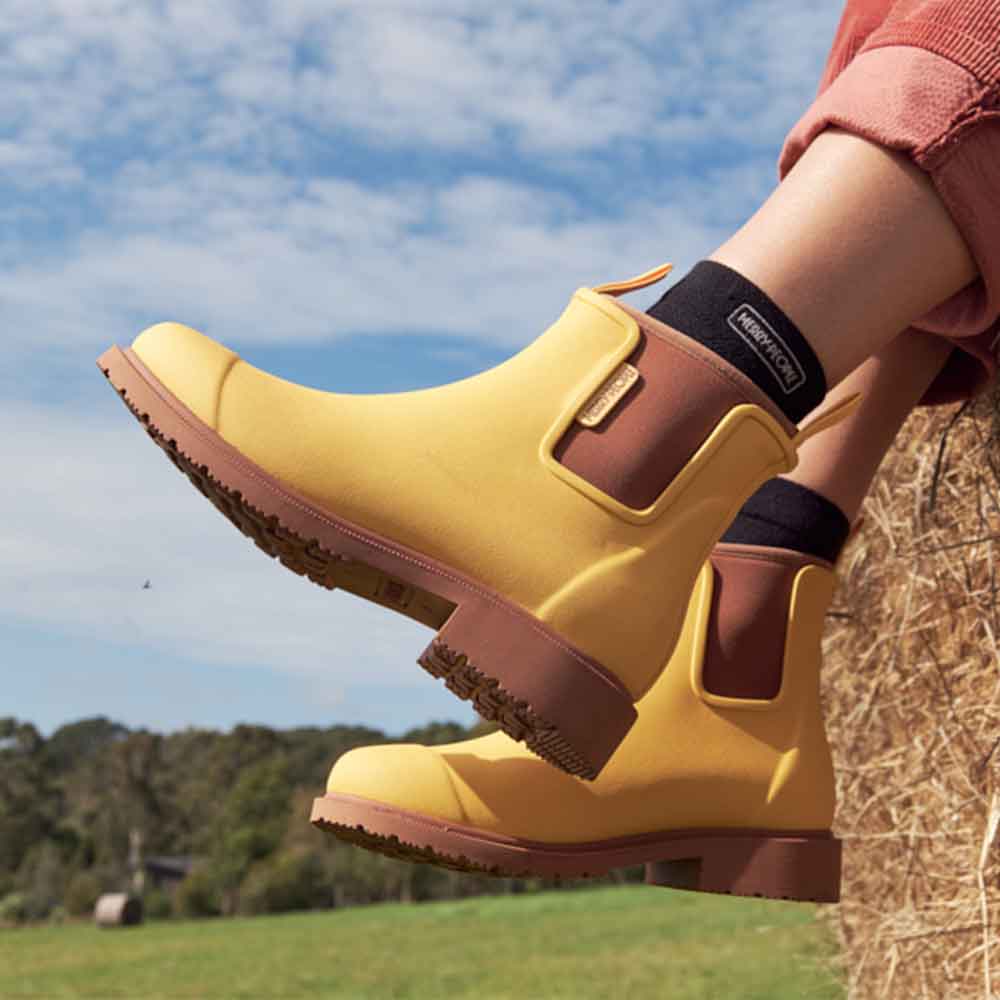 Bobbi Rain Boot // Sunflower Yellow