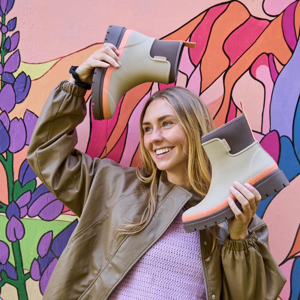 Tully Boot // Taupe & Apricot