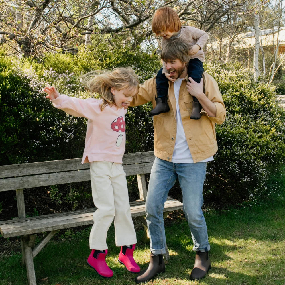 Kids sales navy boots